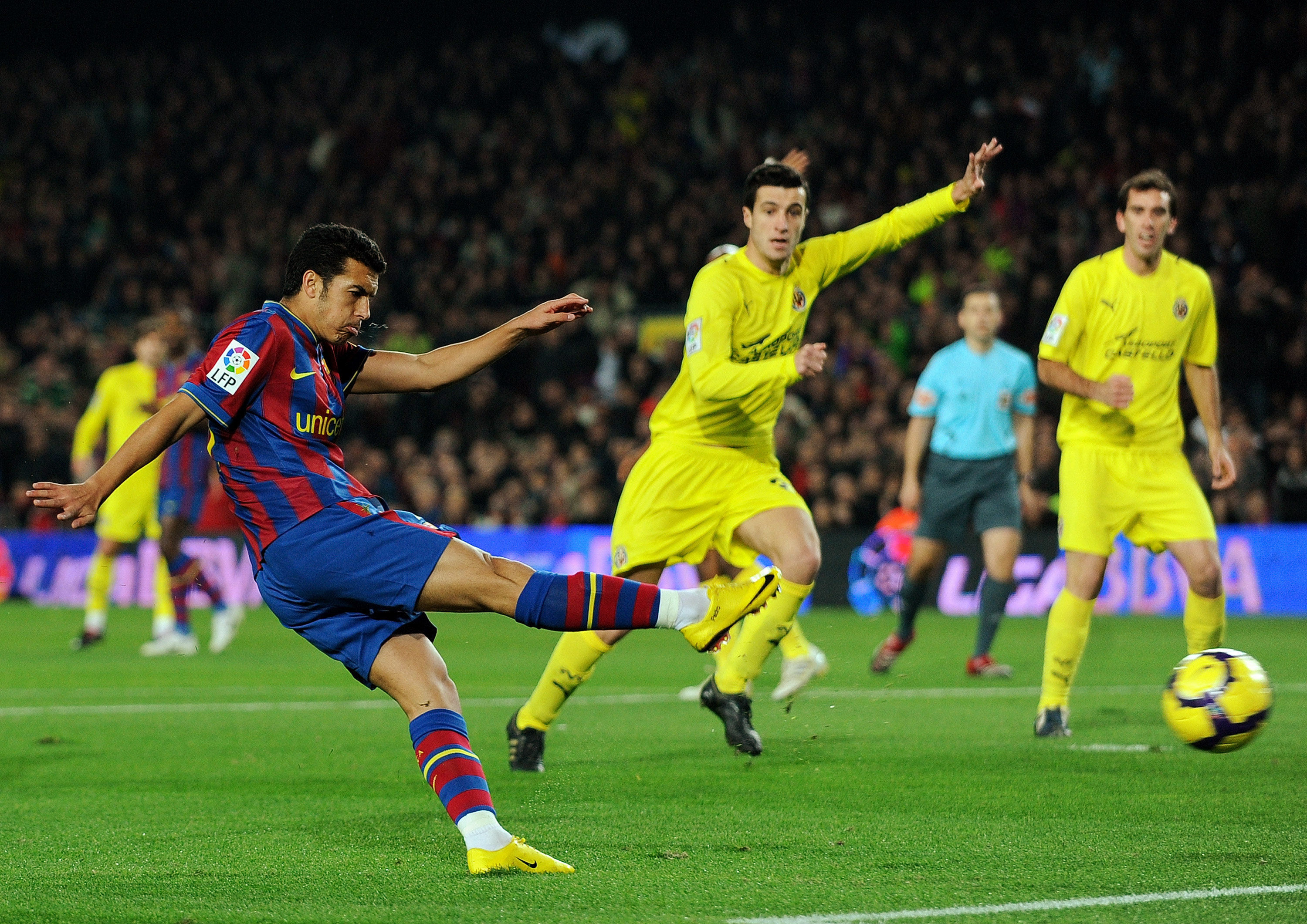 使得她们在 使得她们在