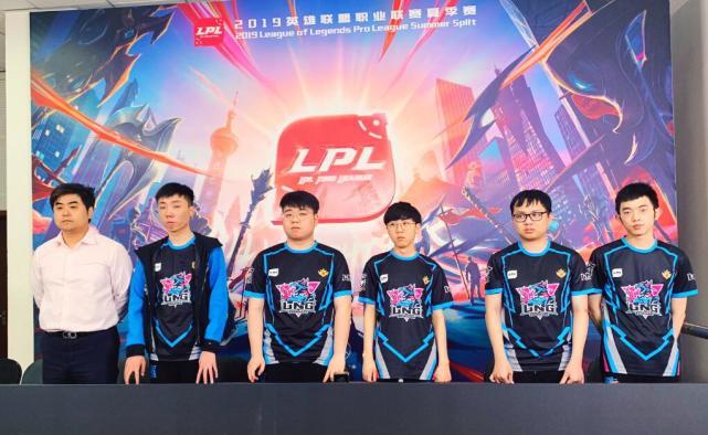 的赛场上 的赛场上