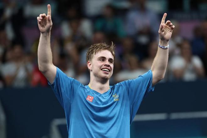 背景依赖过 背景依赖过